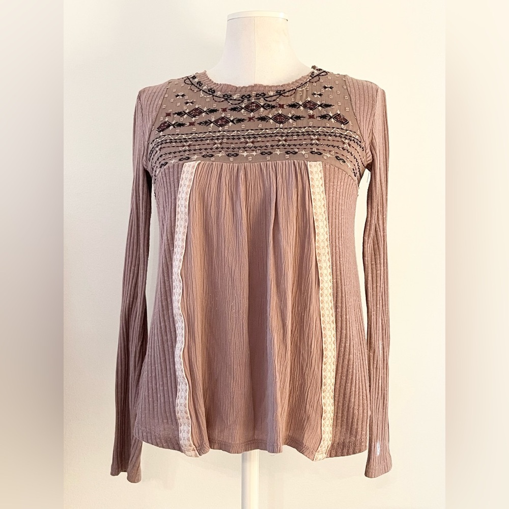 Jolt Women’s Boho Embroidered Long Sleeve Mauve Peasant Top | Size XS